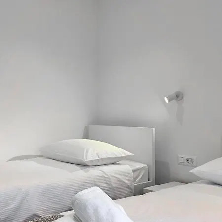 Dejligt Hjem I Feriehus Lozovac